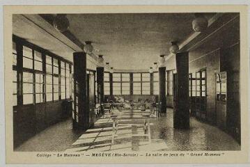 Collège "Le Hameau"-Megève (Hte-Savoie)- La salle de jeux du "Grand Hameau". [s.n.], après 1929