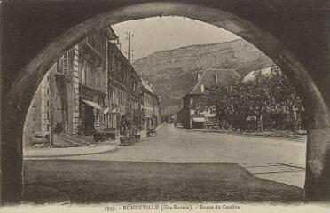 Bonneville (Hte-Savoie) Route de Genève. [1900]