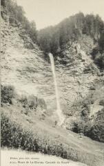 2107. Route de La Giettaz. Cascade du Stapet / Auguste et Ernest Pittier. Annecy Pittier, phot-édit. 1899-1922