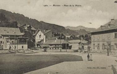 1962. Place de la Mairie / Auguste et Ernest Pittier. Annecy Pittier, phot-édit. 1899-1922