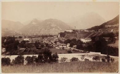 1 vue  - Vue générale de Faverges, Haute-Savoie, 25 km d\'Annecy / Ernest Bovier. (ouvre la visionneuse)