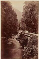 1 vue  - Grande-Chartreuse, entrée du désert, 17, 18 et 19 septembre 1887 / Ernest Bovier. (ouvre la visionneuse)