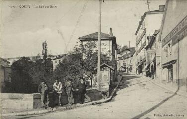 1 vue  - 1474. Coupy - La rue des Bains / Auguste et Ernest Pittier. (ouvre la visionneuse)