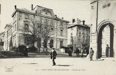 1 vue  - 1461. L\'Hôtel de Ville / [E. Reynaud]. (ouvre la visionneuse)